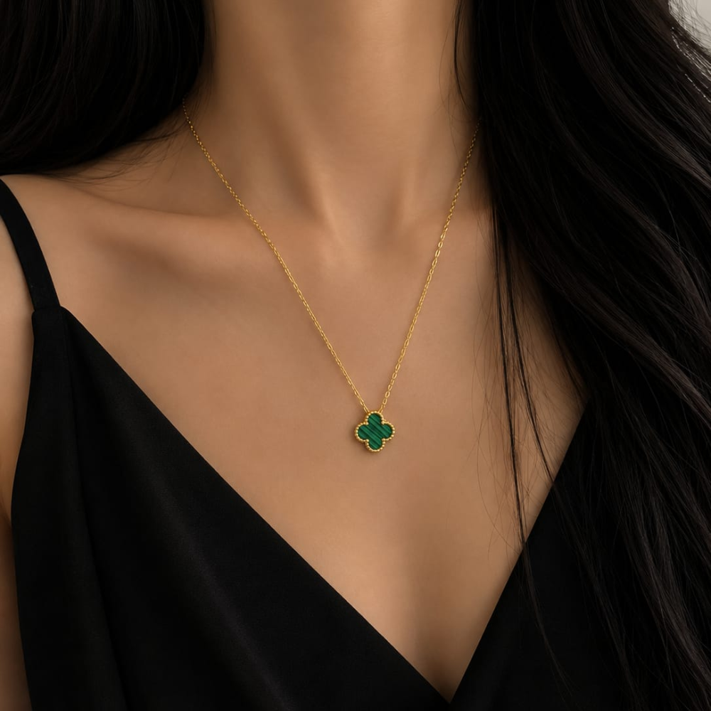 FOUR-CLOVER-PENDANT-GREEN